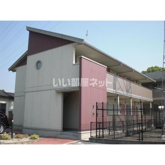 ロイヤル・レセンテA棟の外観画像