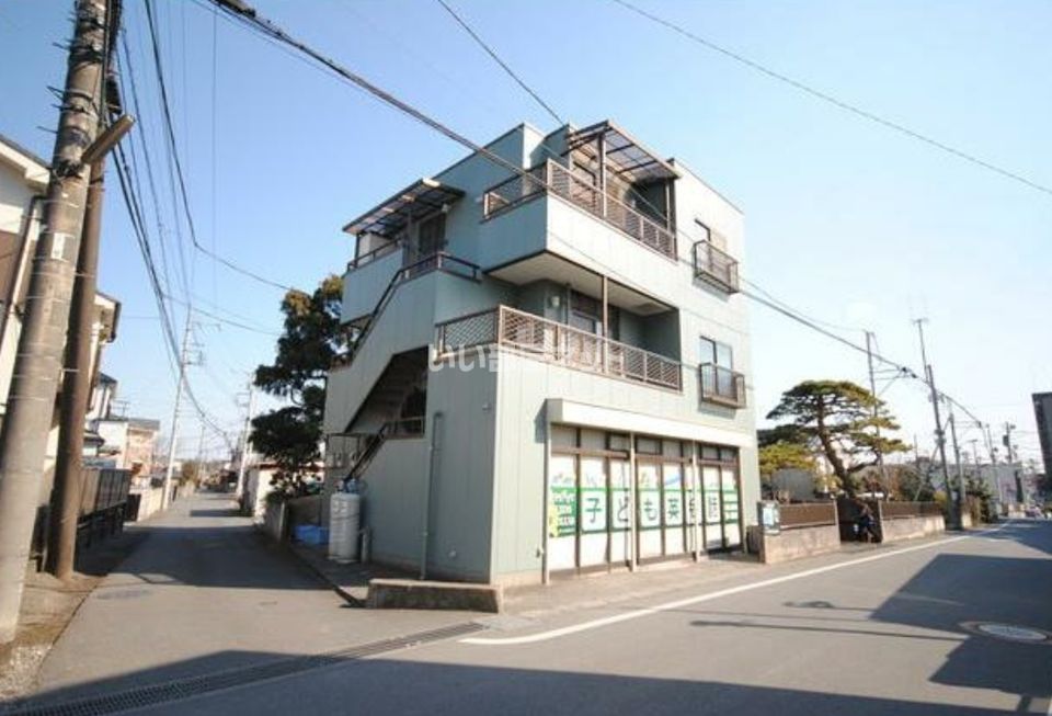 シャイニー四谷の外観画像