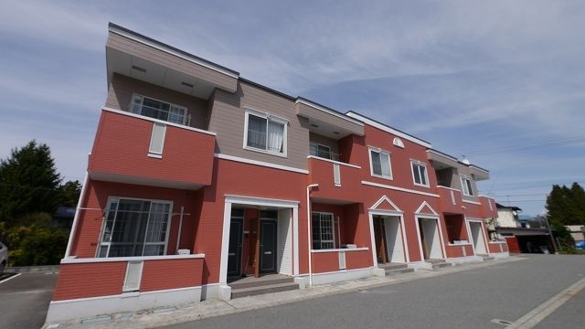 クレストール米沢の外観画像