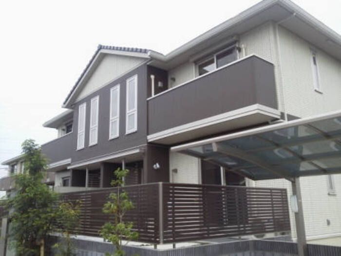 シャルロッテの外観画像