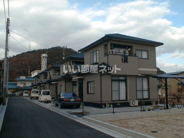 ネオウェーブ西深津の外観画像