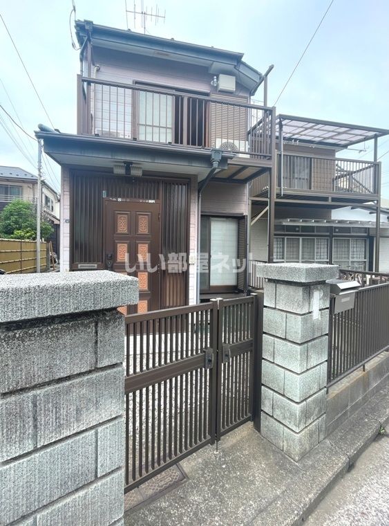 中央戸建の外観画像