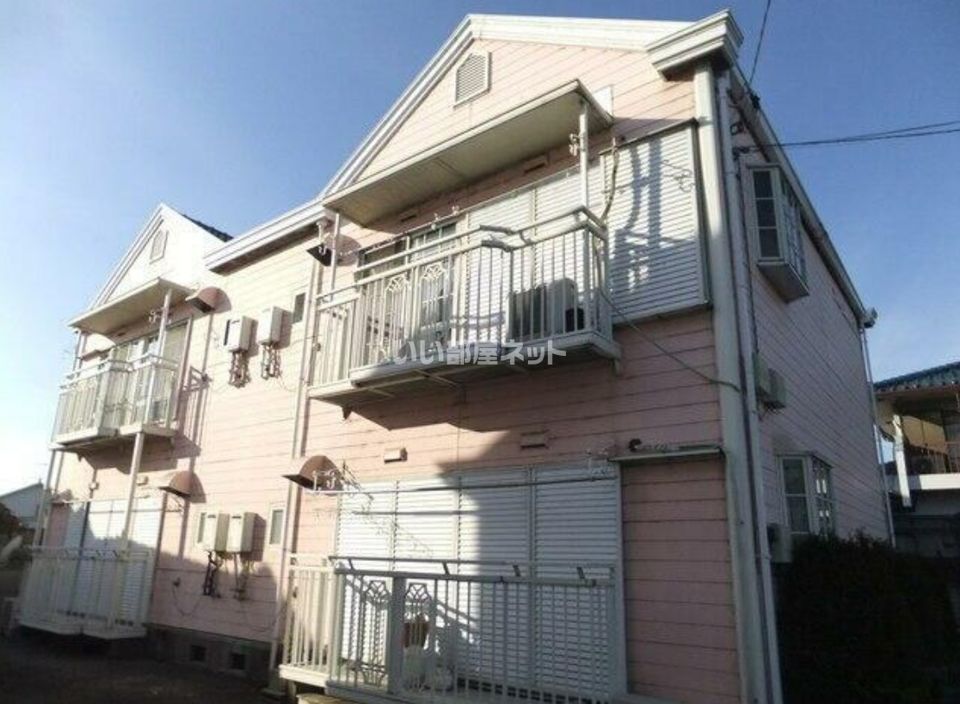 ファミーユムラタAの外観画像