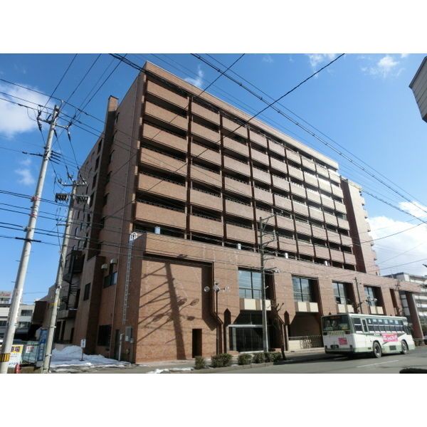 飛島さんきょうプラザの外観画像