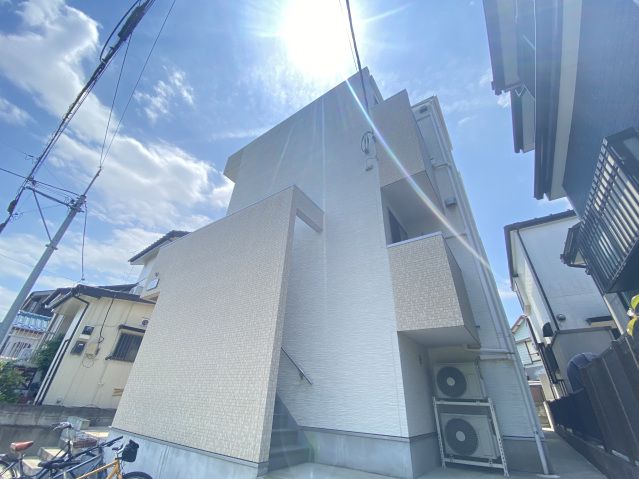 CB七里フラムの外観画像