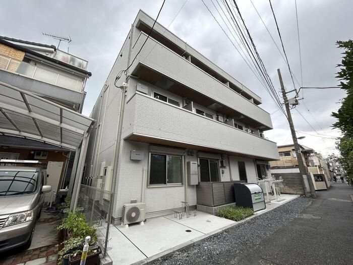グラナーデ東日暮里の外観画像