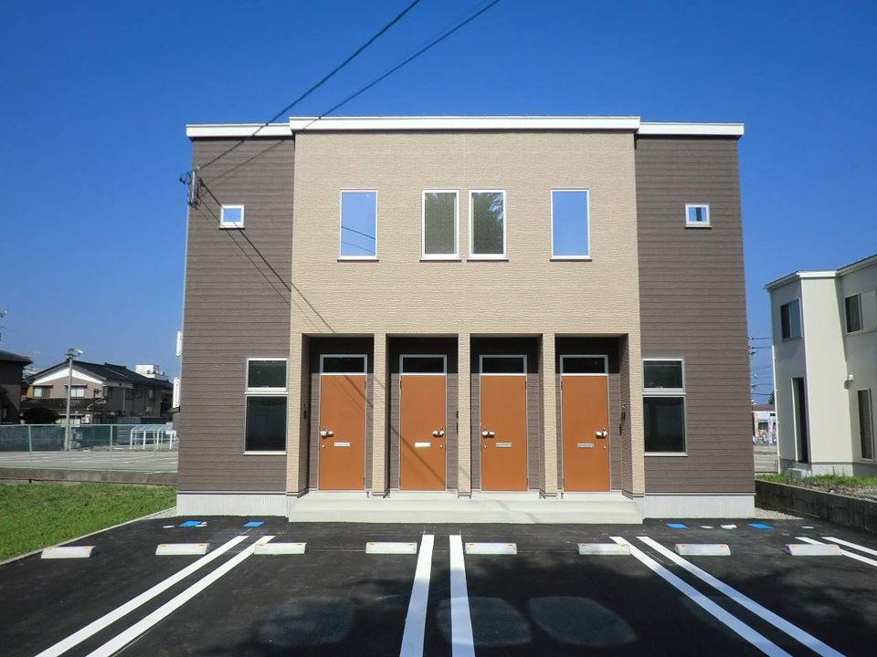 フォレスト新高岡 B棟の外観画像