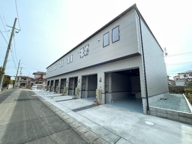 GARAGE HOUSE 南光台の外観画像