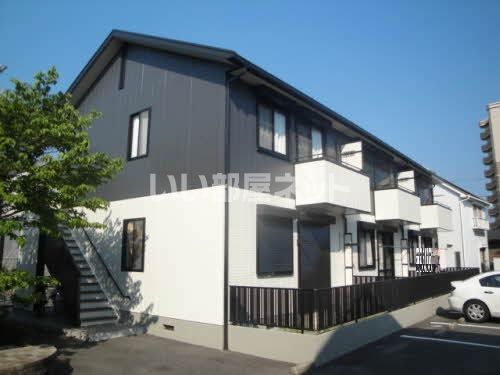 エクセルヤマナカの外観画像