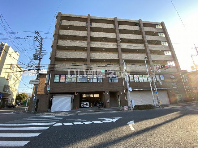 シティワースの外観画像