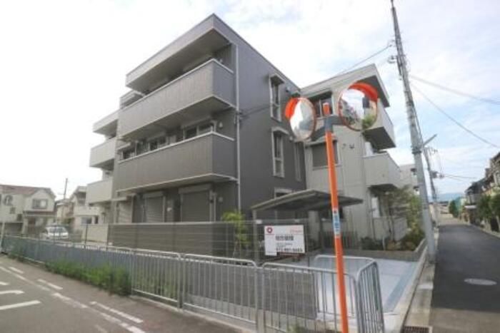 プランドール宏都 A棟の外観画像