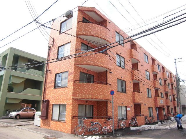プレサント南8西10の外観画像