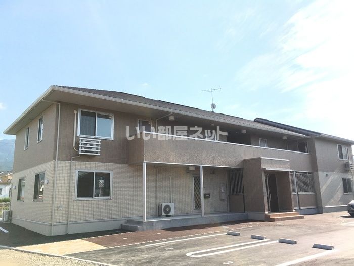 ラルーチェIIの外観画像