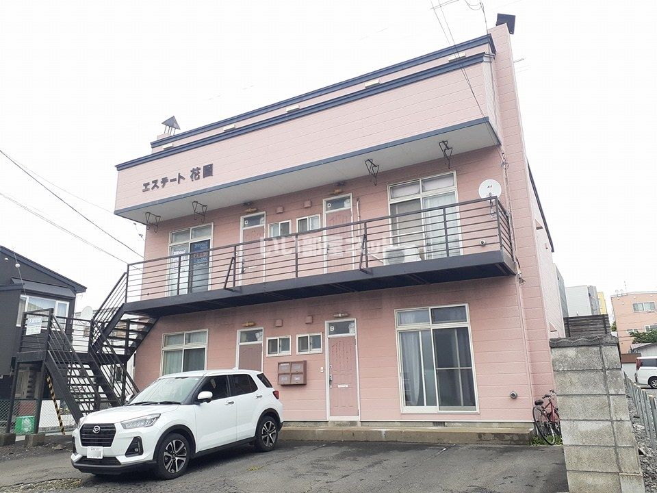 エステート花園の外観画像