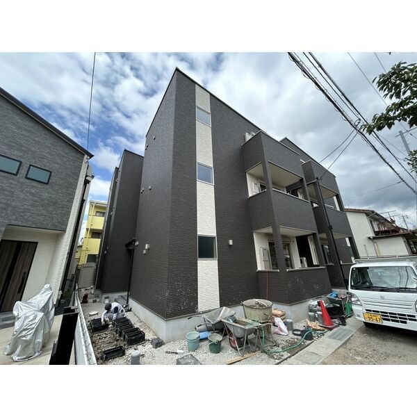ジーメゾン寝屋川秦町ルシェールの外観画像