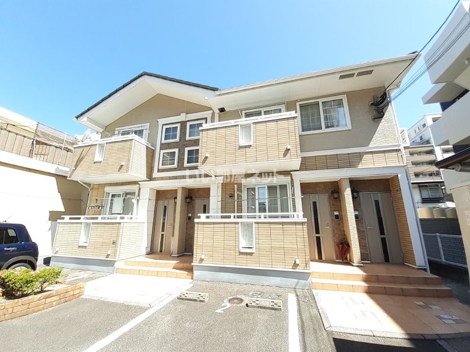 アカンサスの外観画像