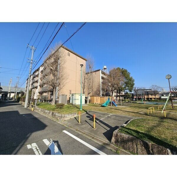 野立ハイツB棟の外観画像