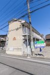 シャトウ河辺の外観画像