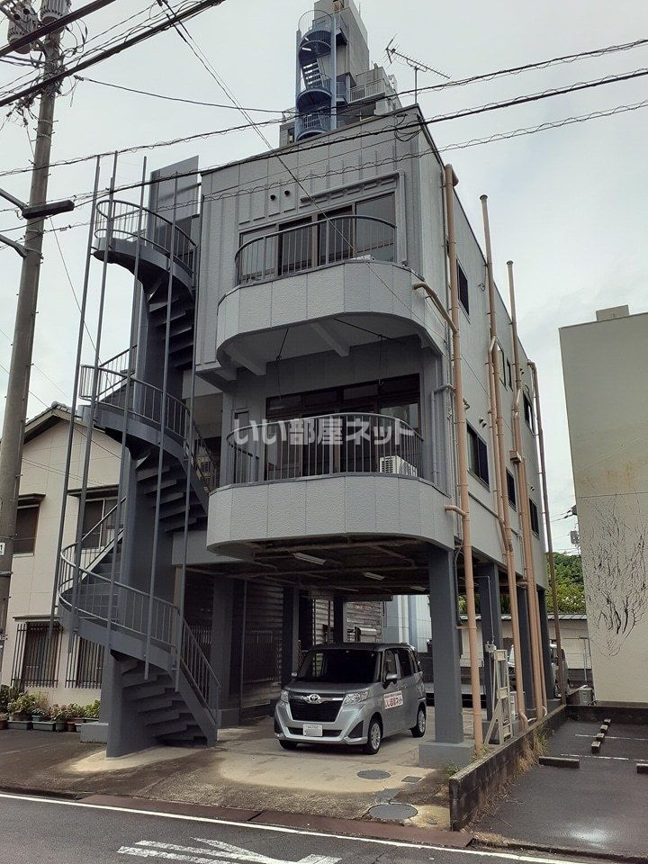 麻里布町4丁目3LDK貸家【米軍向け】の外観画像