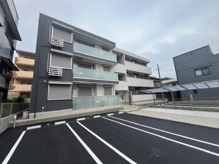 アベニールの外観画像