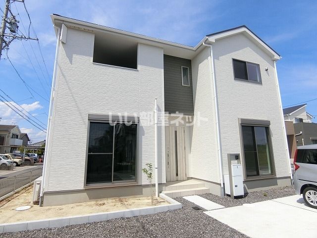リナージュ津市末広町01の外観画像
