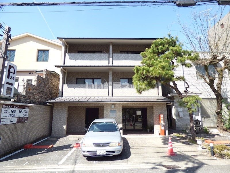 コモンズ御所南の外観画像