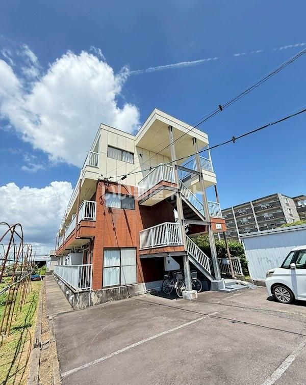 グランドヒルの外観画像