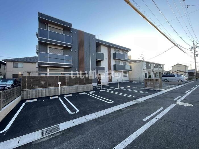 シェーヌアーブルの外観画像