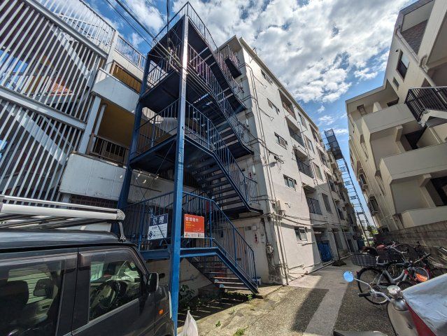 南加瀬マンションの外観画像