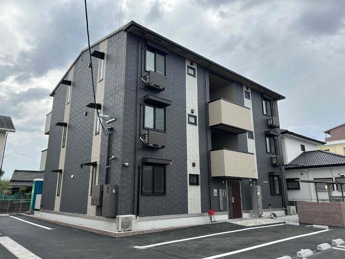 アクシス(八代)の外観画像