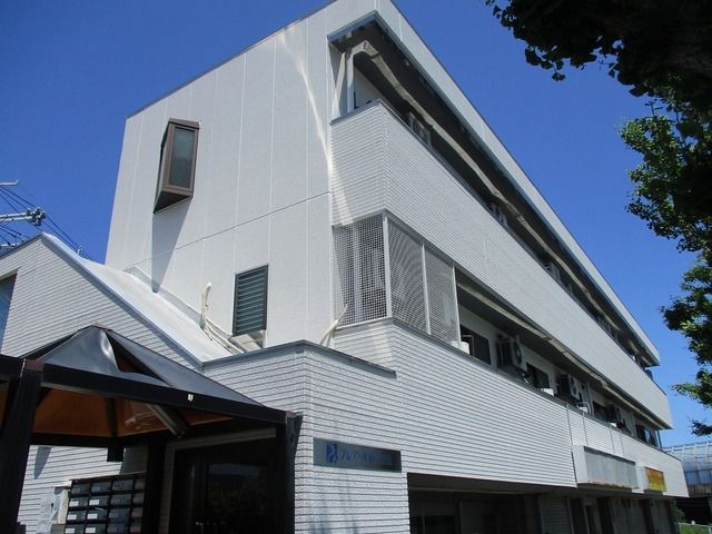 プレアール南春日丘の外観画像