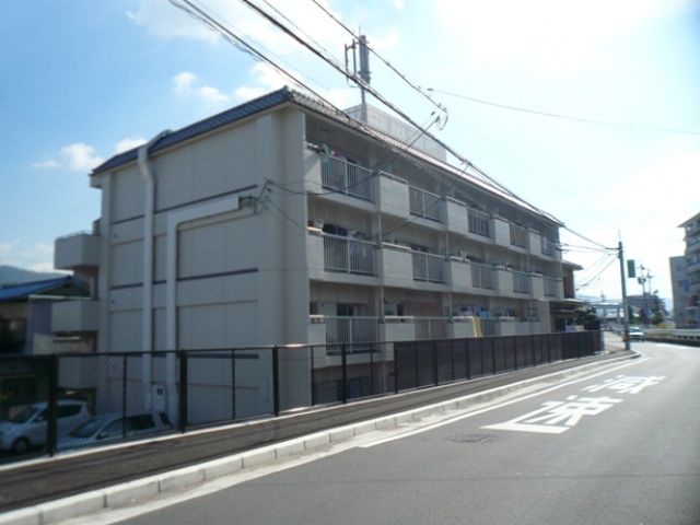 植田マンションの外観画像