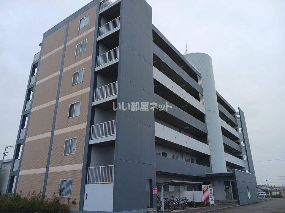 マンションエルガーデンの外観画像