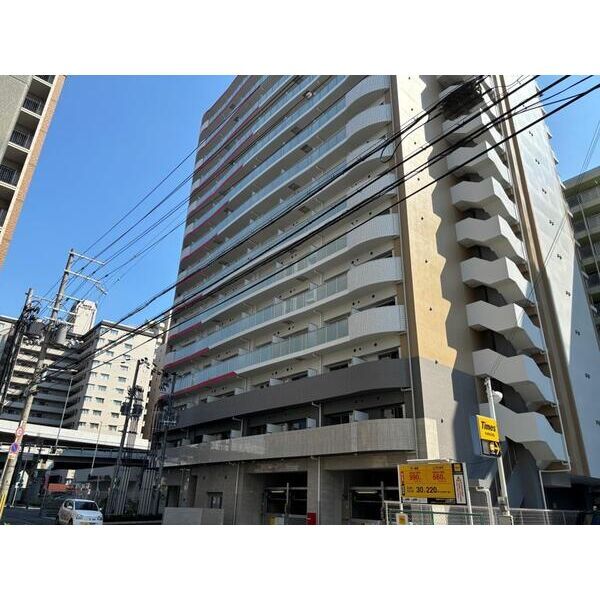 セレニテ江坂グランデの外観画像