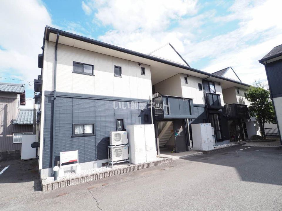 MAISON L’EST Cの外観画像