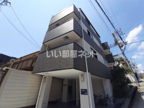 パイン神戸元町の外観画像