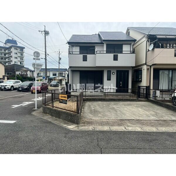 小木田町 貸戸建ての外観画像