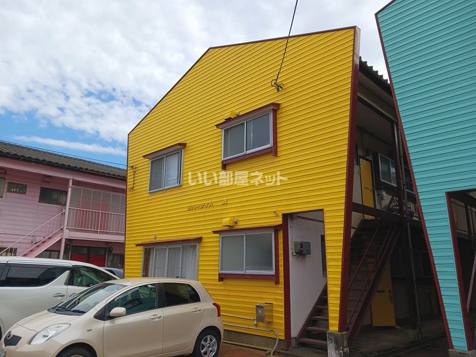 リバーサイドAの外観画像