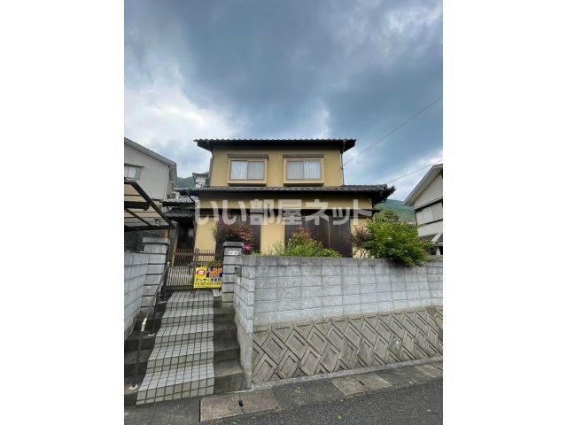 葛原三丁目13番貸家の外観画像