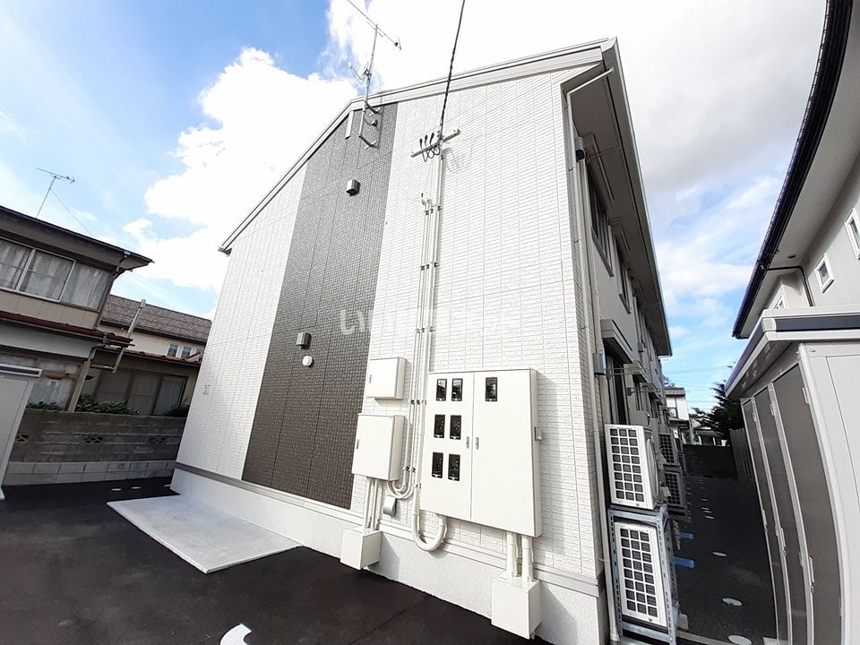 トリシア佐竹町の外観画像