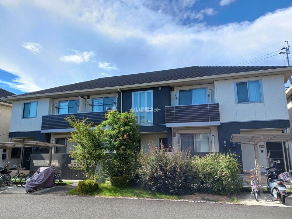 クレストールアベニュー Ⅱ棟 **の外観画像