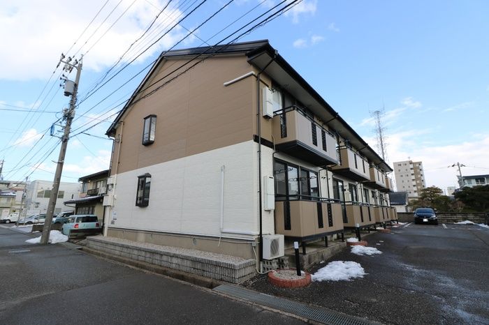 ディアコート駅西の外観画像