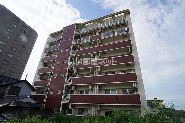ロイヤルパレス神明町の外観画像