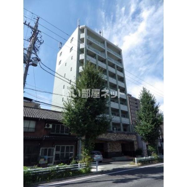 ドゥ カンパーニュの外観画像