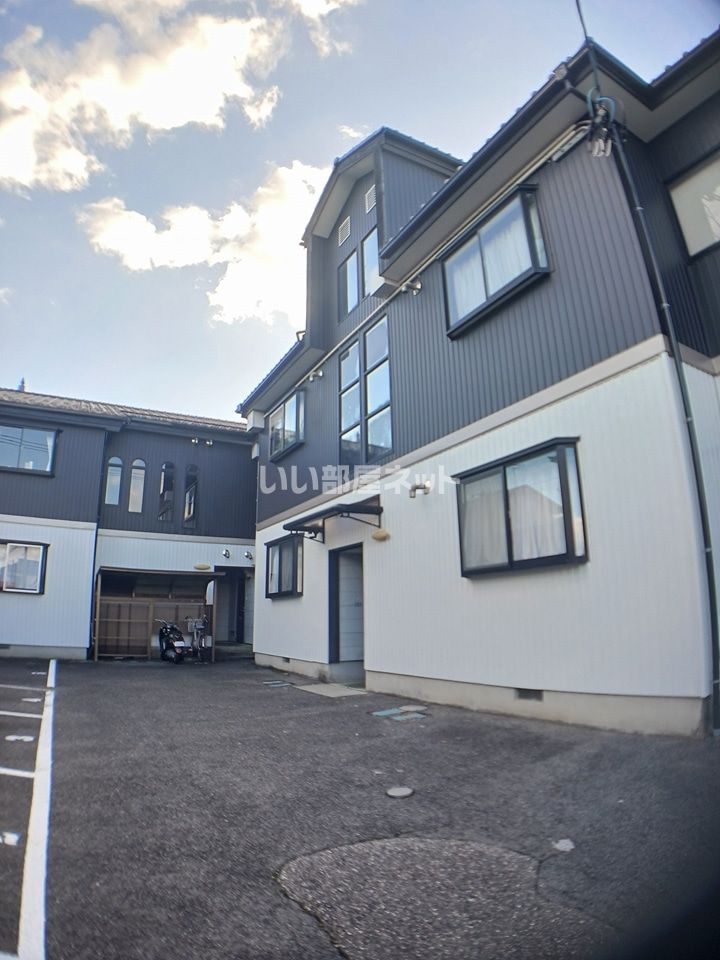 ガーデンシティハウスD棟の外観画像