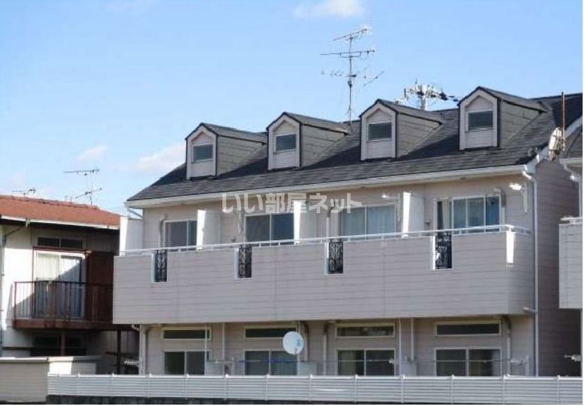 ラインハイツの外観画像