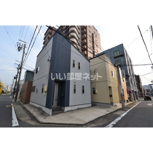 横山様平安貸家A棟の外観画像