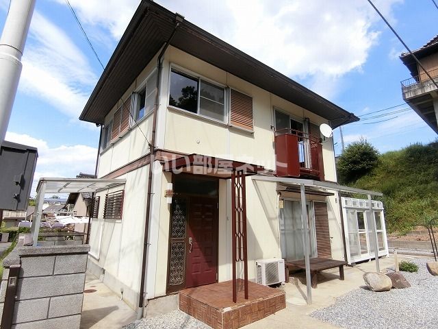 白山町貸家の外観画像