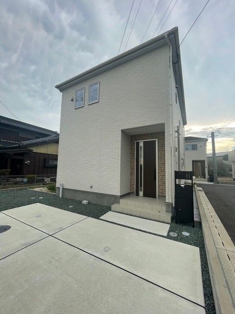 リナージュ久留米市三瀦町田川02の外観画像