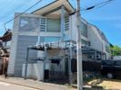デザイナーズ3階建て2世帯住宅の外観画像